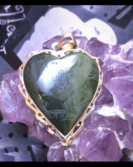 VTG Sterling 925 Jade Siam etched heart pendant
