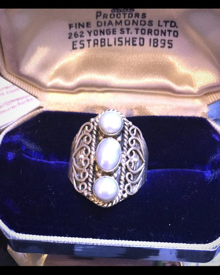 Sterling silver ornate design oblong 925 fancy pearl ring