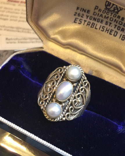Sterling silver ornate design oblong 925 fancy pearl ring