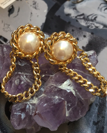VTG 1980s Gold chain faux pearl chunky earrings