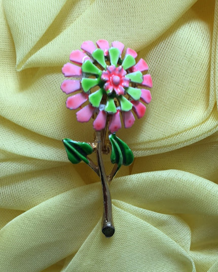 Vintage metal enamel flower brooch