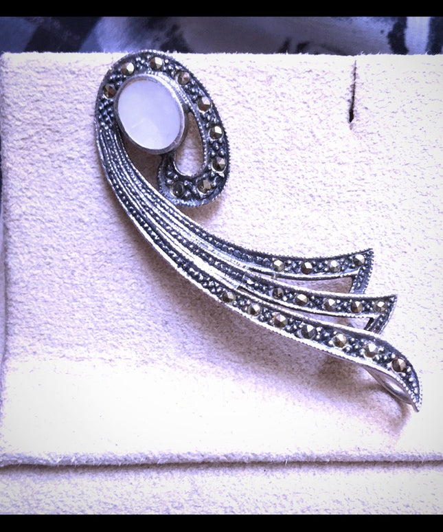 Vintage sterling silver marcasite pearl pendant