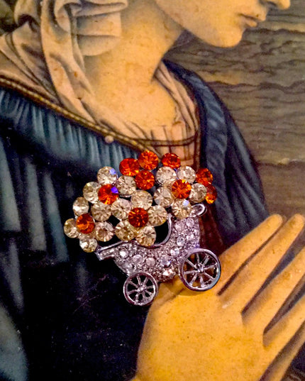 VTG flower bouquet crystal brooch