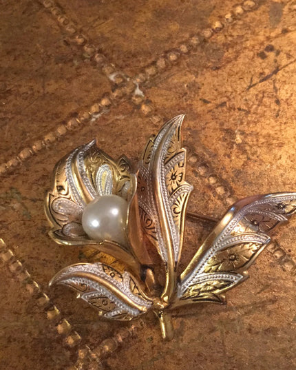 VTG Damascene gold Spain faux pearl brooch flower