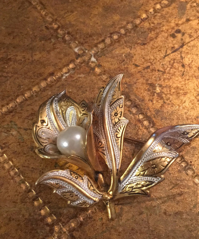 VTG Damascene gold Spain faux pearl brooch flower