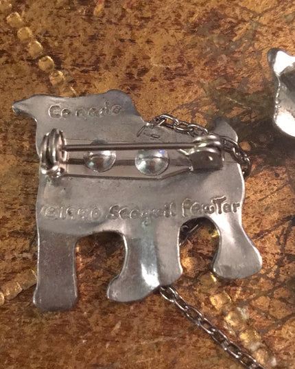 Pewter Cat & Dog sweater brooch clip 1990