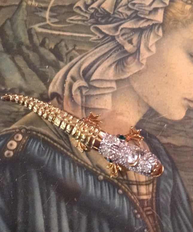 Vintage crystal gold tone aligator brooch