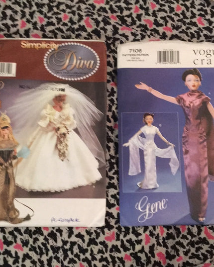 LOT of 2 Barbie doll clothes sewing pattern