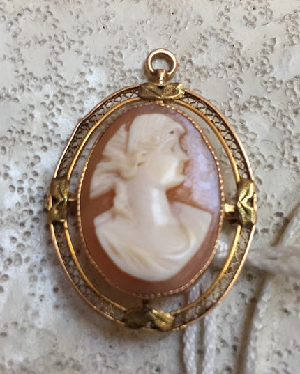 Antique 10k Gold hand carved cameo brooch pendant