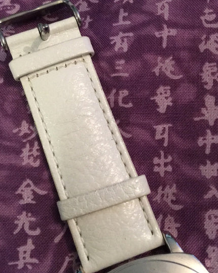 Joan Rivers Leather band Chunky large watch