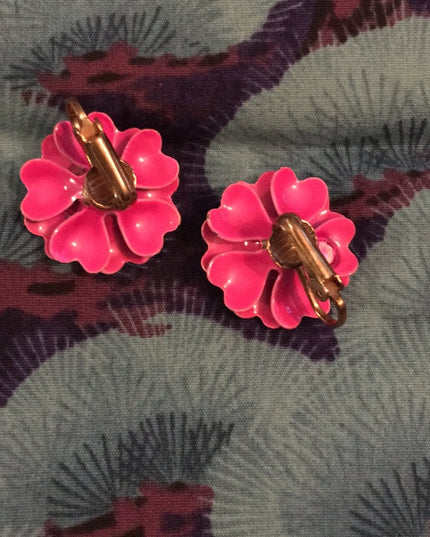 Vintage pink metal flower clip on earrings
