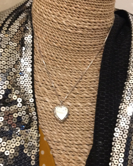 VTG Sterling silver etched heart locket necklace