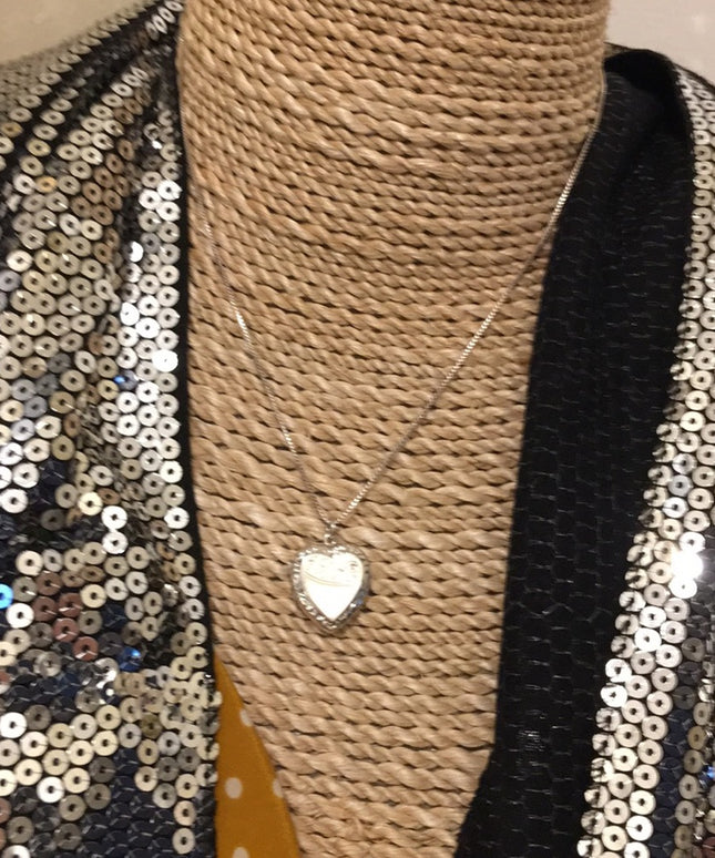 VTG Sterling silver etched heart locket necklace