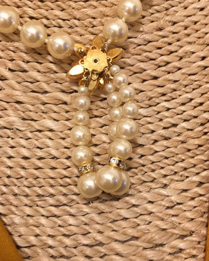 VTG 1980s Faux pearl crystal Necklace gold metal