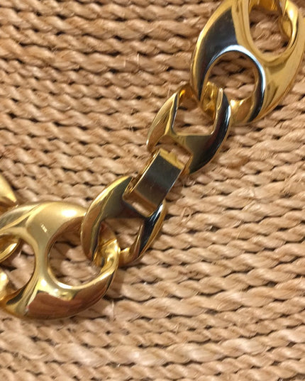Chunky gold tone 1980s link choker necklace VTG