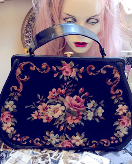 XL RARE Petite point Vintage flower purse beauty