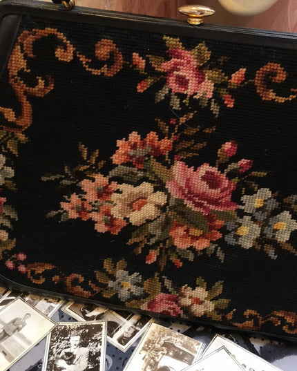 XL RARE Petite point Vintage flower purse beauty
