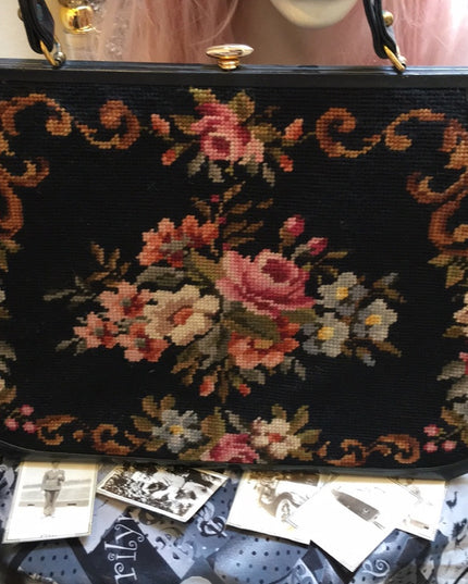 XL RARE Petite point Vintage flower purse beauty