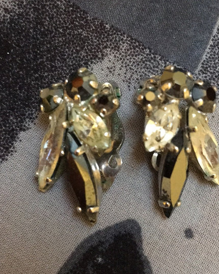 Vintage Sherman Crystal earrings black clear