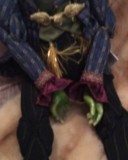 Katherines Collection Royal Frog 27”
