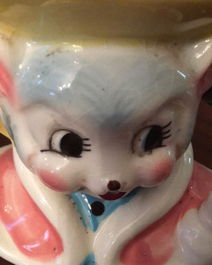 Vintage bear head vase collectible