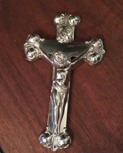 Vintage solid metal silver finish crucifix