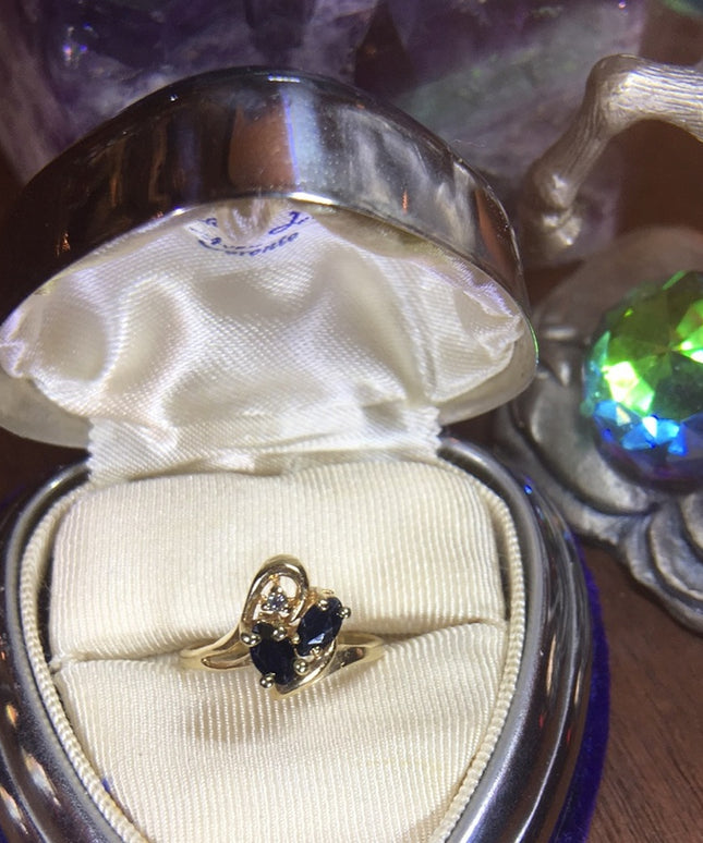 14k gold diamond sapphire flower ring Sz 4