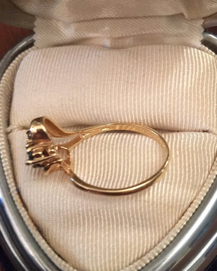 14k gold diamond sapphire flower ring Sz 4