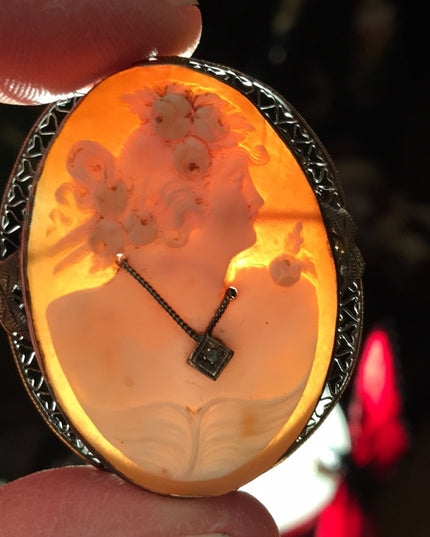 Victoria Antique 14k Gold Cameo W Diamond handcarved