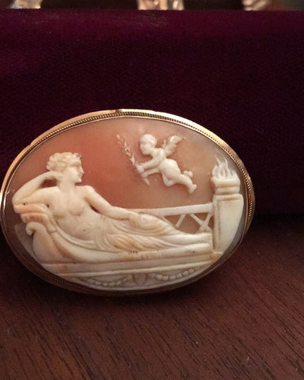 Antique Victorian 14k Gold Angel Cameo Brooch