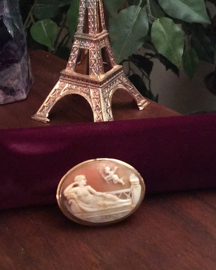 Antique Victorian 14k Gold Angel Cameo Brooch