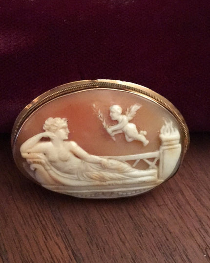 Antique Victorian 14k Gold Angel Cameo Brooch