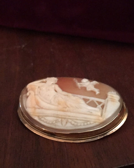 Antique Victorian 14k Gold Angel Cameo Brooch
