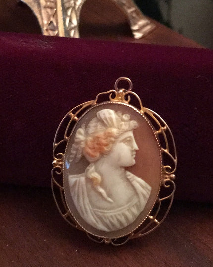 14k Gold Antique Victorian Cameo Brooch Conch