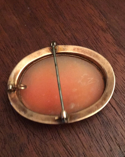Antique Victorian 10k Cameo brooch Beauty!