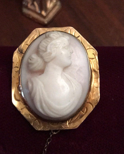 Victorian Antique 10k Gold Cameo