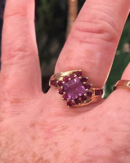 10k Gold Ruby & Amethyst fancy ring beautiful!