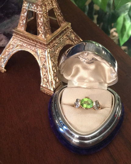 10k Gold diamond & Peridot ring w/appraisal