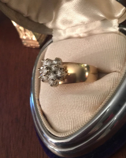 14k Gold Diamond cluster ring w/ appraisal Vintage