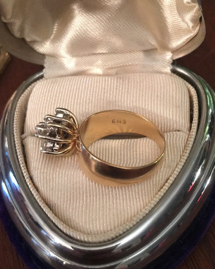 14k Gold Diamond cluster ring w/ appraisal Vintage