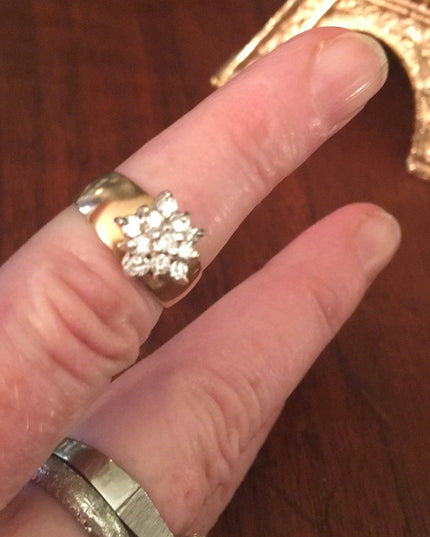 14k Gold Diamond cluster ring w/ appraisal Vintage