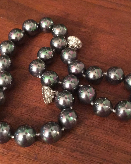 Chunky silver metalic heavy glass pearls Tahisian color