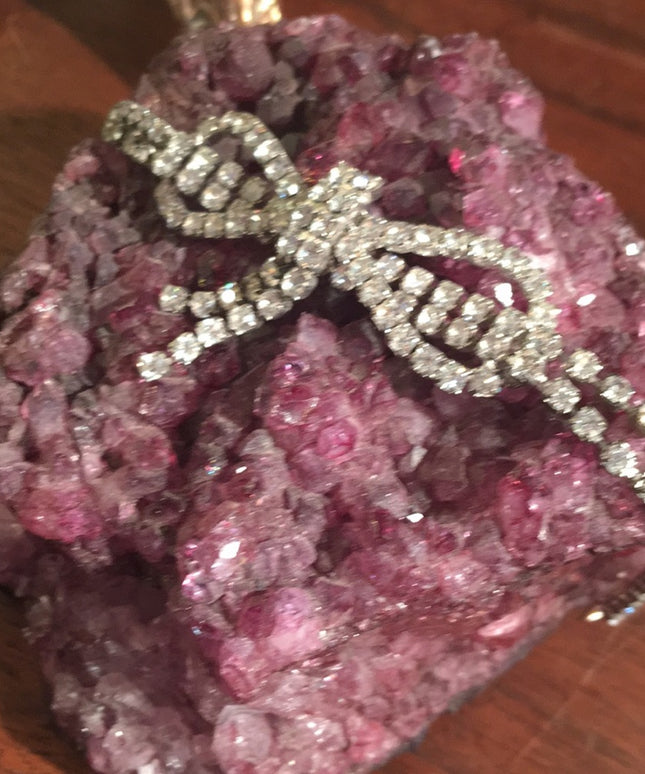 Vintage 1960s Crystal Czech silver finish fabcy large bow bracelet
