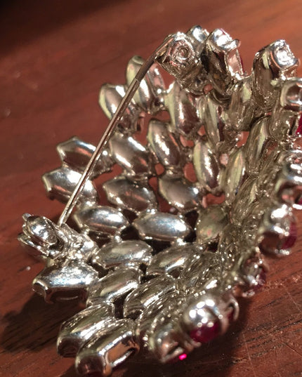 Vintage Red clear crystal fancy 1950 brooch chunky