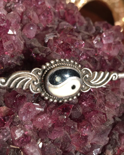Vintage sterling silver yin yang bar brooch