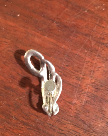 VTG  silver marcasite Screw back earrings