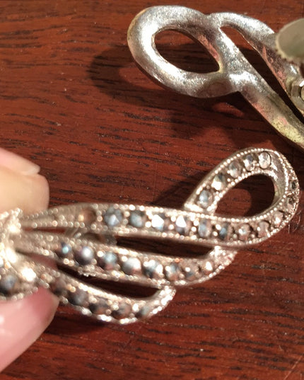VTG  silver marcasite Screw back earrings