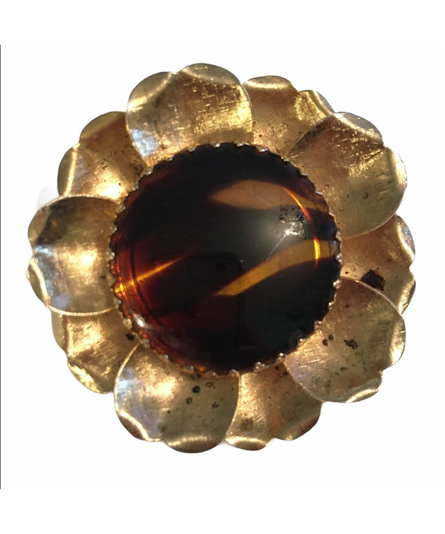 Vintage resin gold 1960s Flower brooch