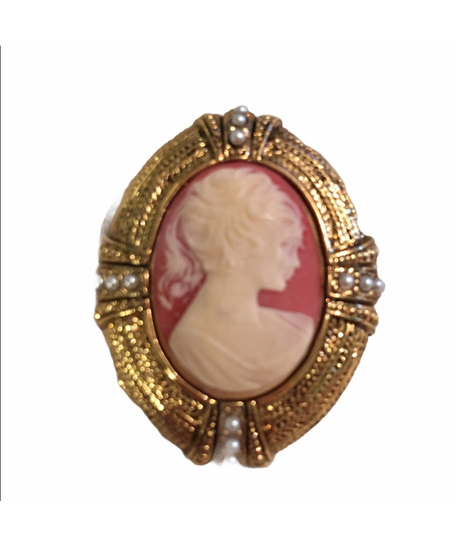 Vintage Cameo faux pearl gold metal brooch
