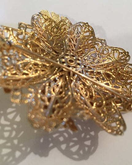 Vintage Gold faux pearl chunky 1960s flower brooch